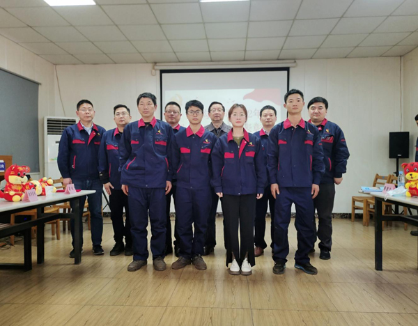 钢构公司召开2022年人才工作会暨表彰会